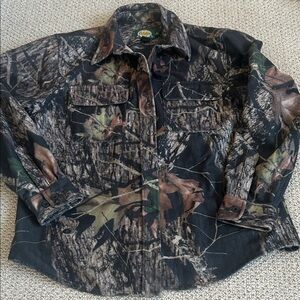 Cabela's Green and Brown Camouflage Shirt